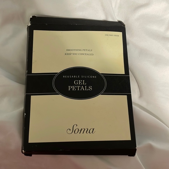 Soma reusable silicone gel petals. - Picture 1 of 2
